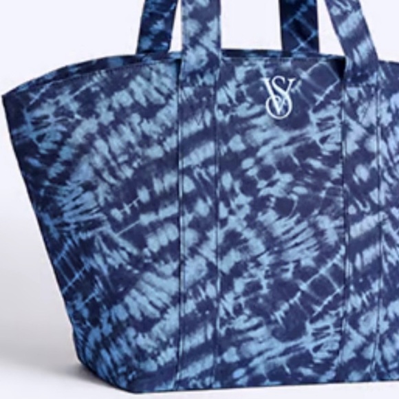 Victoria’s Secret Blue Tie Dye Weekender Tote Bag Large Nwt - Picture 3 of 7